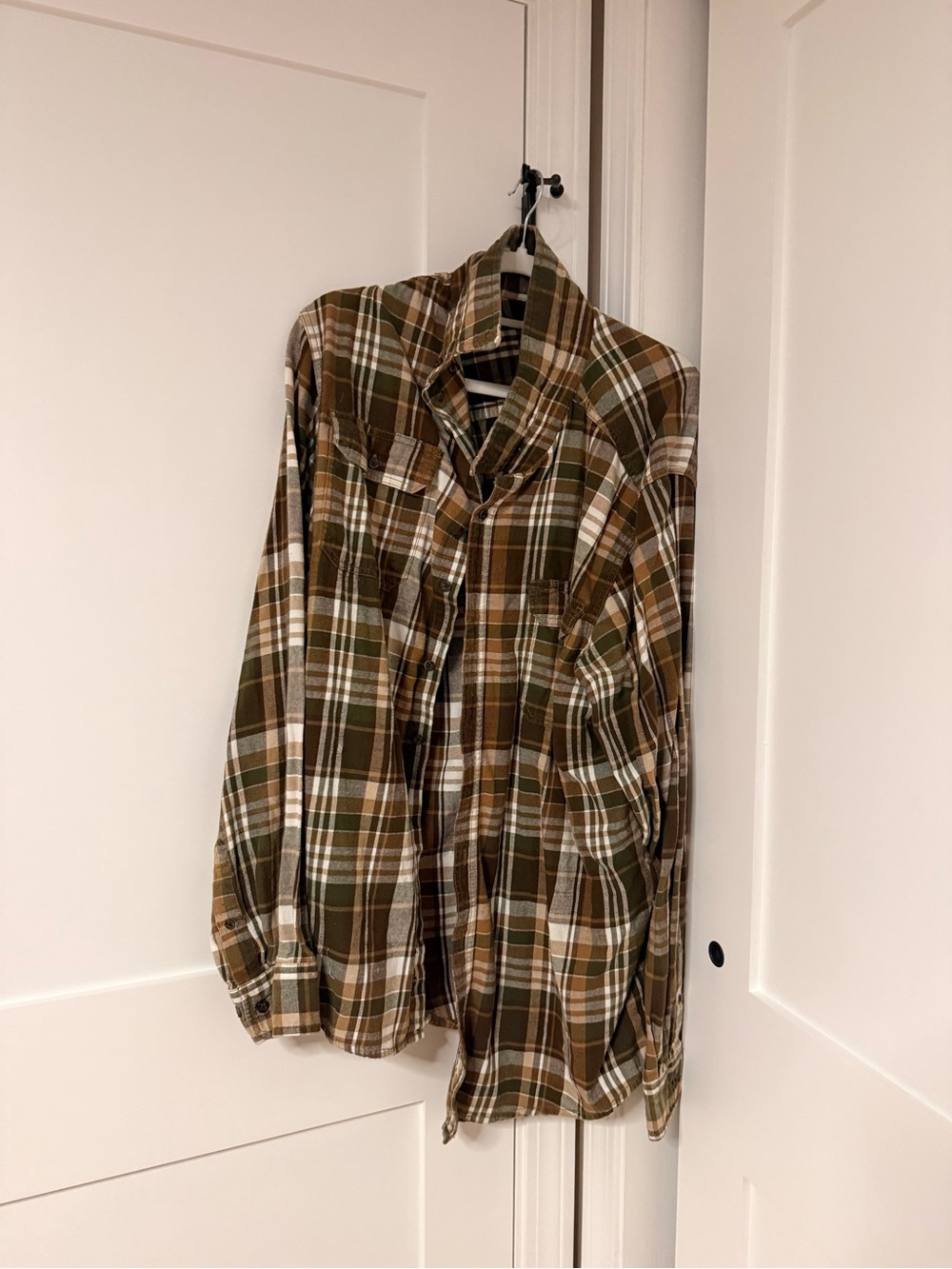 Vintage Plaid/ Flannel Button-Up Shirt in Olive & Brown